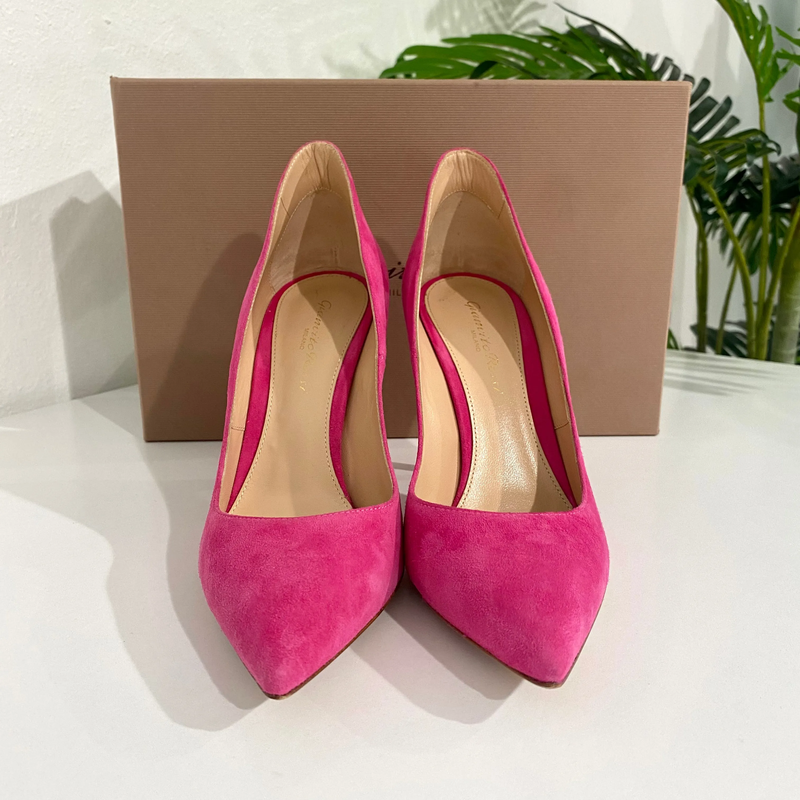 Gianvito Rossi Pink Pumps