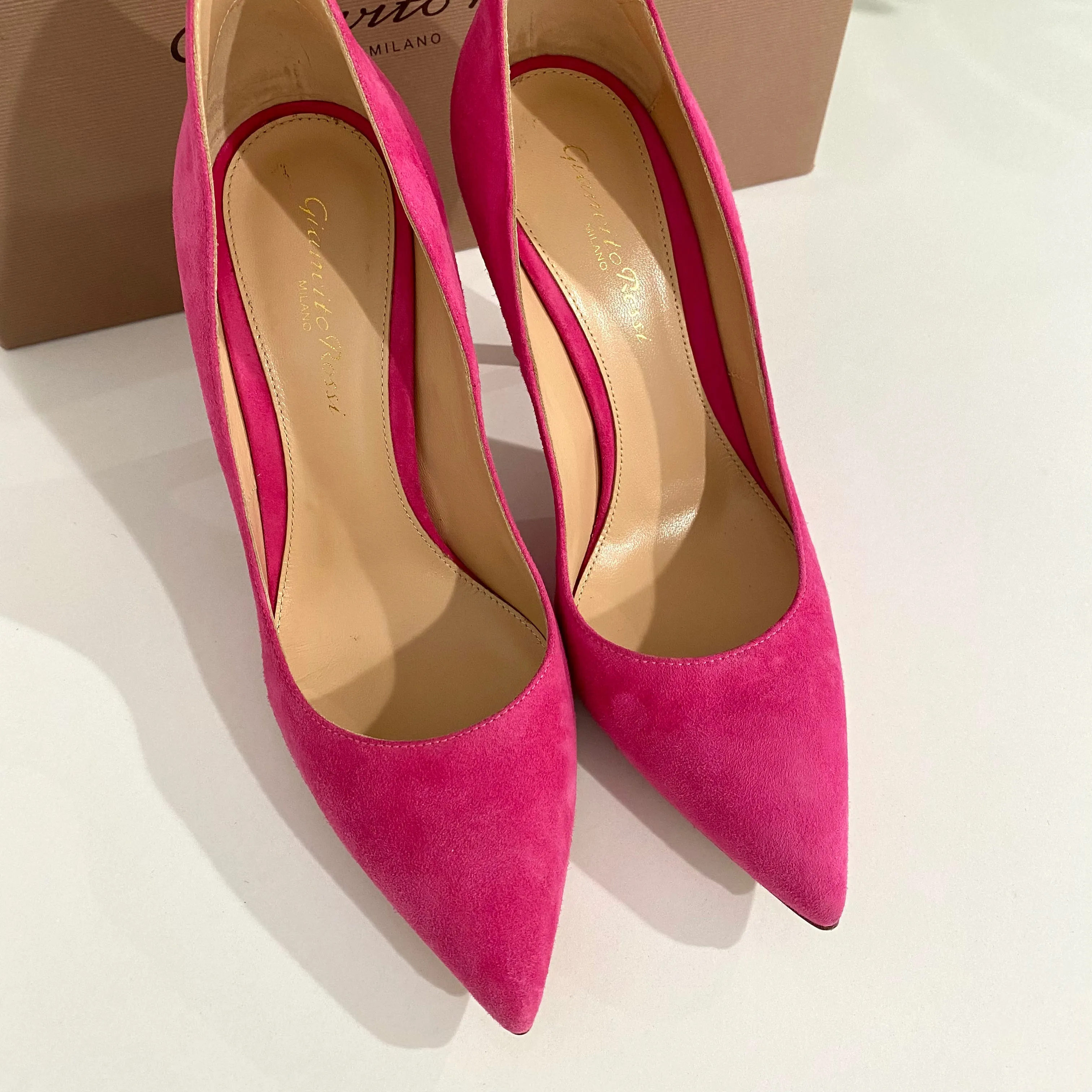 Gianvito Rossi Pink Pumps