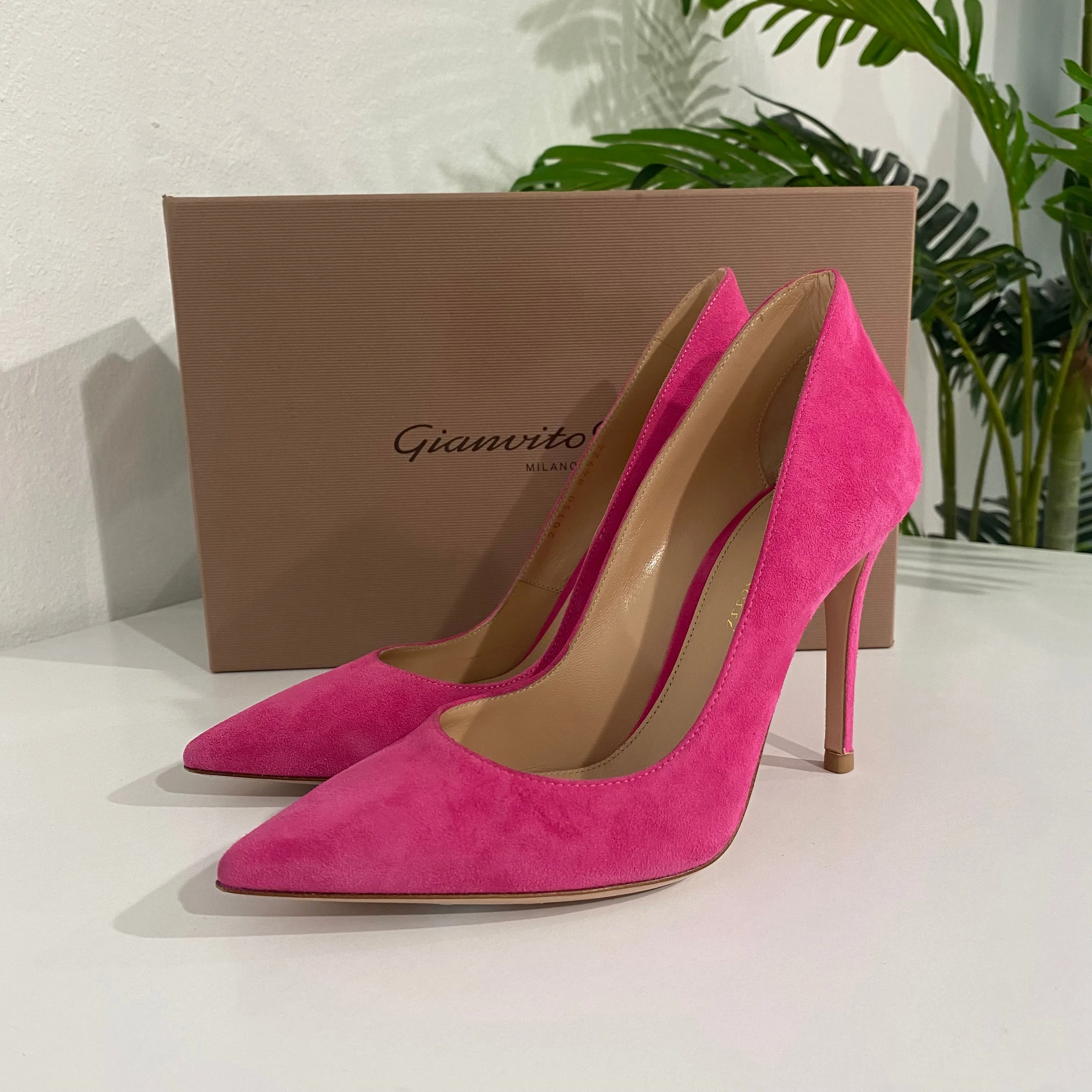 Gianvito Rossi Pink Pumps